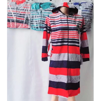 Женский халат велюр Zamina Узбекистан. Капюшон молодежка (48-56), 2542 Женский халат велюр Zamina Узбекистан. Капюшон молодежка (48-56), 2542