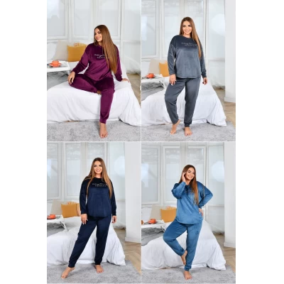 Велюровые  костюмы M-L-XL-2XL