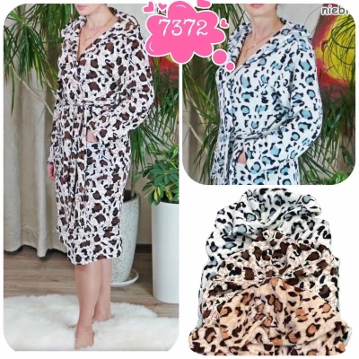 Женский халат махровый (48-56), 94261 Женский халат махровый (48-56), 94261