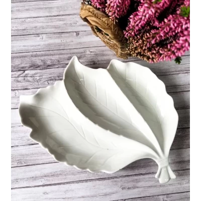 Фарфоровая менажница на три секции (30,5см)