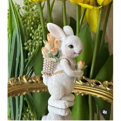 Декоративная статуэтка  Пасхальный кролик(7*7*11,5см)