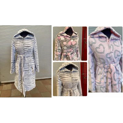 Халат на молнии велсофт. Разм с 46 по 58