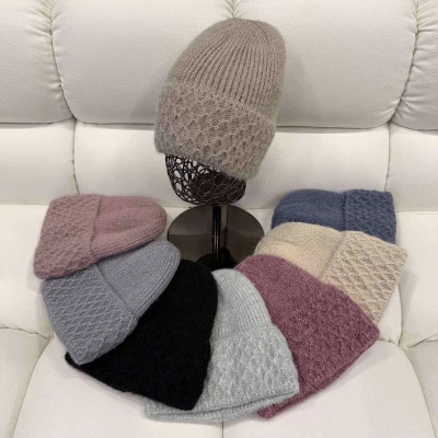 Шапка жіноча Травка. Розмір 56-59 Шапка жіноча Травка. Розмір 56-59