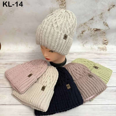 Шапка жіноча На флісі. Розмір 56-58 Шапка жіноча На флісі. Розмір 56-58