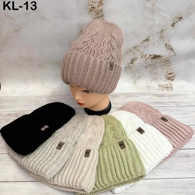 Шапка жіноча На флісі. Розмір 56-58 Шапка жіноча На флісі. Розмір 56-58