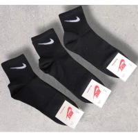 Шкарпетки підліткові середньої довжини. NIKE. Розмір 36-41