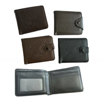 Кошелёк мужск. пвх с кноп. 3цв.(11*1,5*9,5)см, 21698 Кошелёк мужск. пвх с кноп. 3цв.(11*1,5*9,5)см, 21698