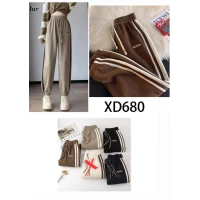 Жіночі брюки мікровельвет. Розміри 44-52 різного кольору. 78600