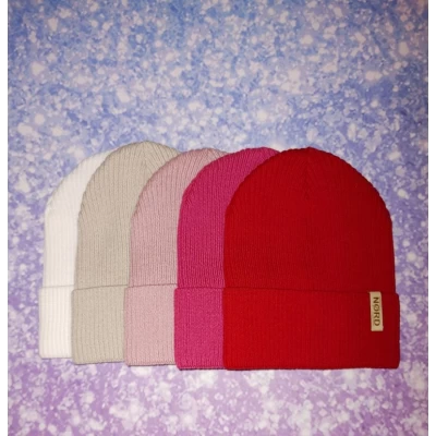 Детская шапка В 23-06 для девочки (акрил) 1719 Детская шапка В 23-06 для девочки (акрил) 1719