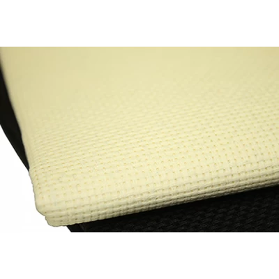 Канва вышивальная (белая, бежевая, красная, черная) 30см х 20см