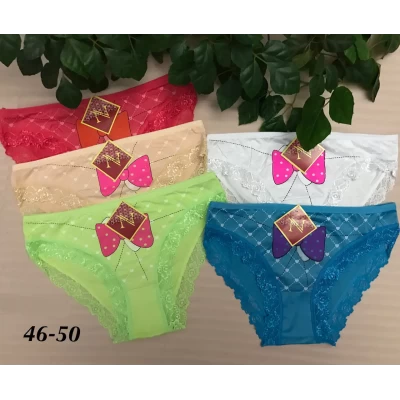 Трусы хлопковые с кружевом, размеры 46-50 Трусы хлопковые с кружевом, размеры 46-50