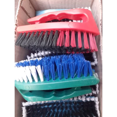 Щётка хозяйственная утюжок с ручкой Щётка хозяйственная утюжок с ручкой