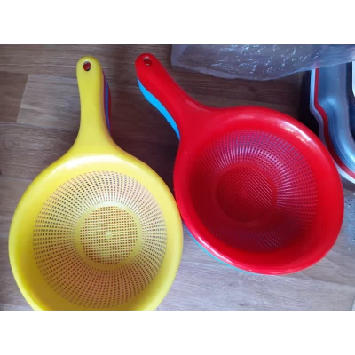 Дуршлаг пластиковый 22 см Дуршлаг пластиковый 22 см