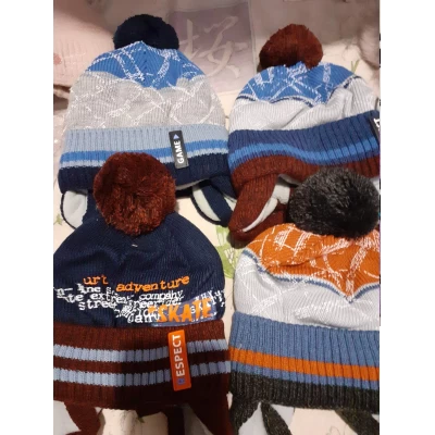 Детские шапки на флисе. Размеры 2-2,5 года Детские шапки на флисе. Размеры 2-2,5 года