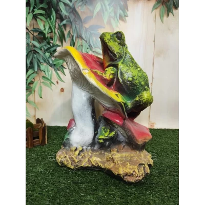 Садовая фигура Лягушка на грибе из гипса 38 см, Материал - гипс