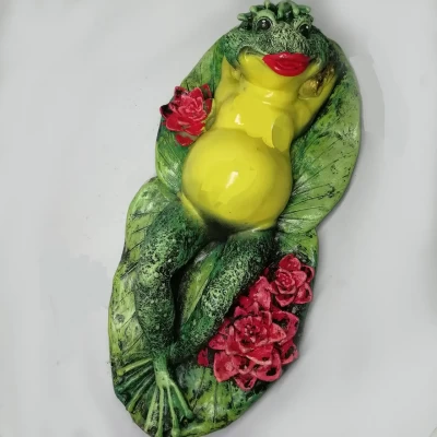 Фигура садовая Лягушка для дачи лежит 44 см, Материал - гипс