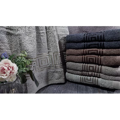 Полотенце для бани махровое 140 см / 70 см