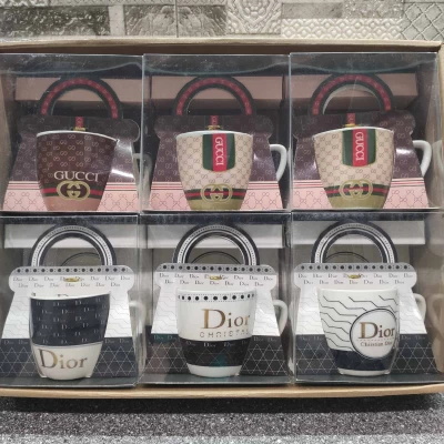 Керамическая чашка (220мл) в подарочной пластиковой упаковке