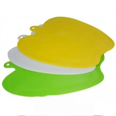 Доска разделочная пластиковая "Яблоко"