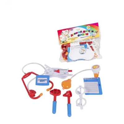 Набор доктора в чемодане в пакете