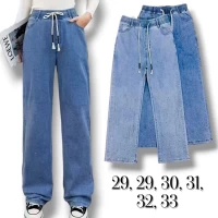 Джегінси жіночі демісезонні, весна-осінь - літо, знизу прикрашені стразами. Фірми Kеnalin.  Розміри: 28, 29, 30, 31, 32, 33.