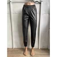 Жіночі брюки. Розміри 42, 44, 46, 48. Матеріал матова екошкіра 132972