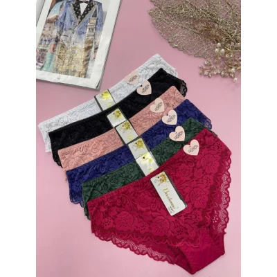 Трусы женские 820. Р.44-46-48 Трусы женские 820. Р.44-46-48