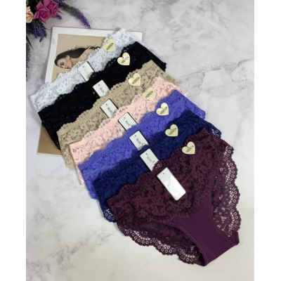 Трусы женские 5561. Размеры: 48-50-52. МИКРОФИБРА\КРУЖЕВО Трусы женские 5561. Размеры: 48-50-52. МИКРОФИБРА\КРУЖЕВО