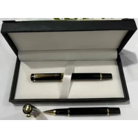 Шариковая ручка в подарочном футляре, черная с золотыми вставками Honest RP-5528