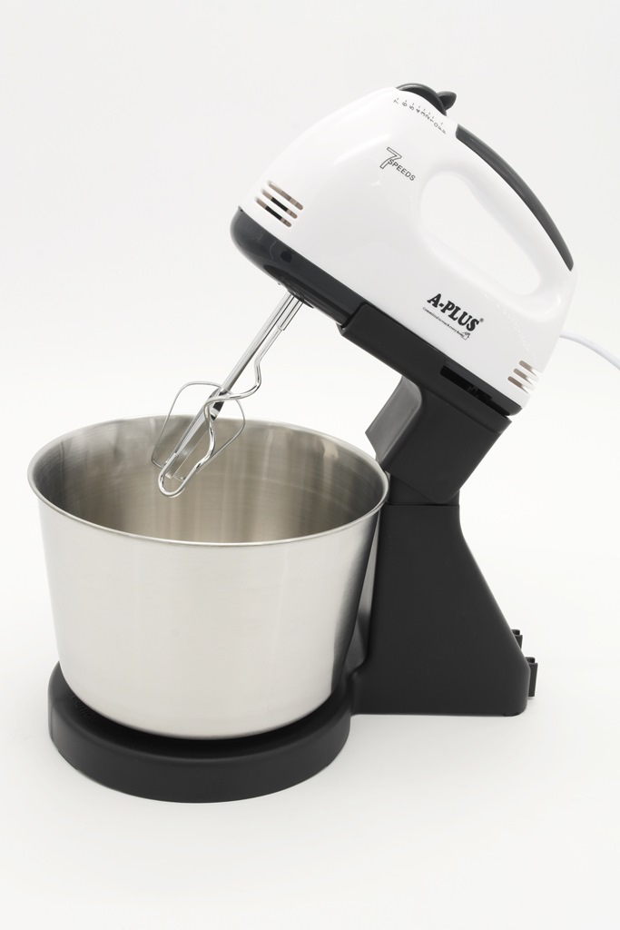 Миксер С Чашей 7 Скоростей + 4 Насадки 300 Вт/2 Л A-PLUS 1556 Миксер С Чашей 7 Скоростей + 4 Насадки 300 Вт/2 Л A-PLUS 1556