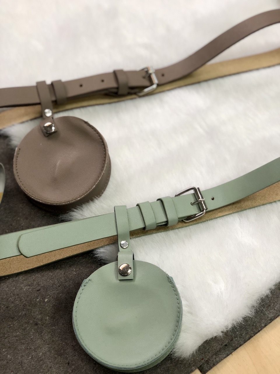 Сумочки с ремнями для крутых образов, Натуральная кожа, Ширина ремня:2,5 см Сумочка:10*3 Сумочки с ремнями для крутых образов, Натуральная кожа, Ширина ремня:2,5 см Сумочка:10*3