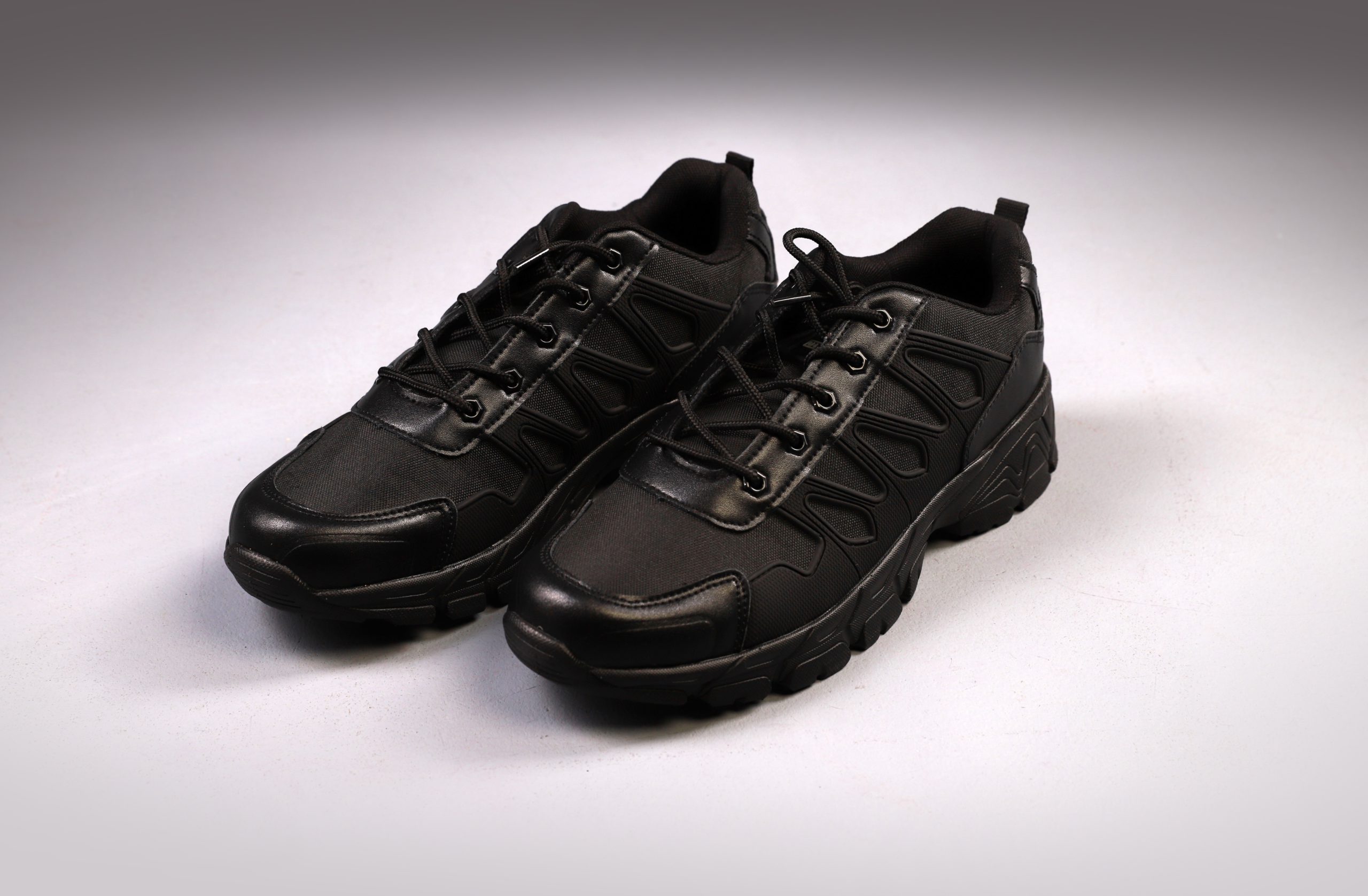 Кроссовки Ultimatum Raptor Черные, размеры 40-46 Кроссовки Ultimatum Raptor Черные, размеры 40-46