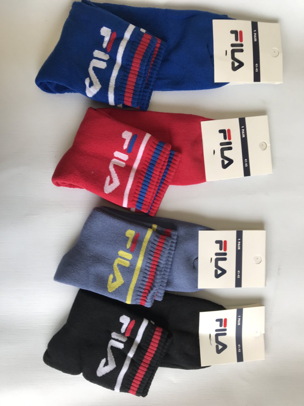 Носки FILA хлопок ликра махра мужская 41-45. Цвет : ассорти. Производство Турция Носки FILA хлопок ликра махра мужская 41-45. Цвет : ассорти. Производство Турция