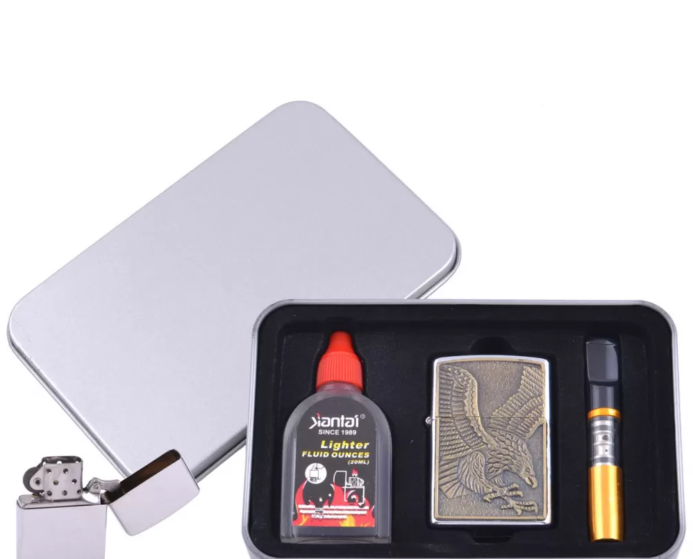 Зажигалка бензиновая в подарочной коробке (Баллончик бензина/Мундштук) Пикирующий Орел №XT-4707-1 Зажигалка бензиновая в подарочной коробке (Баллончик бензина/Мундштук) Пикирующий Орел №XT-4707-1