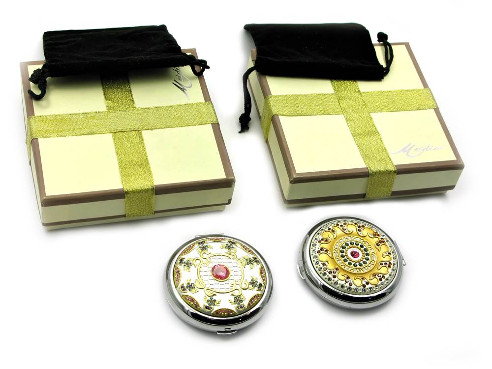 Зеркальце косметическое Орнамент с камнями (в коробке + чехольчик) Зеркальце косметическое "Орнамент с камнями" (в коробке + чехольчик) код 19872