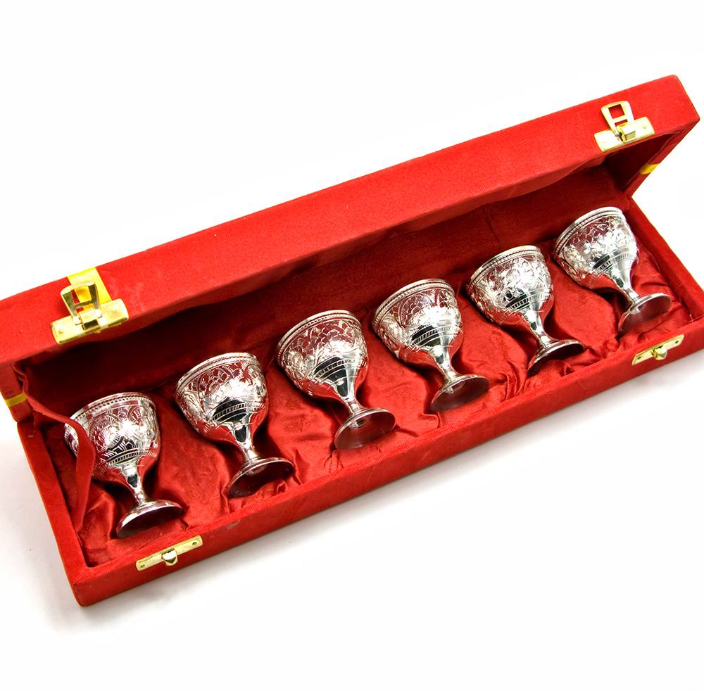 Рюмки бронзовые посеребренные (н-р 6 шт/30мл.)(37.5Х9х6 см) Бокалы бронзовые посеребренные (н-р 6 шт)(37.5Х9х6 см)(Velvet Box Goli Set Big-2 designs) код 25815