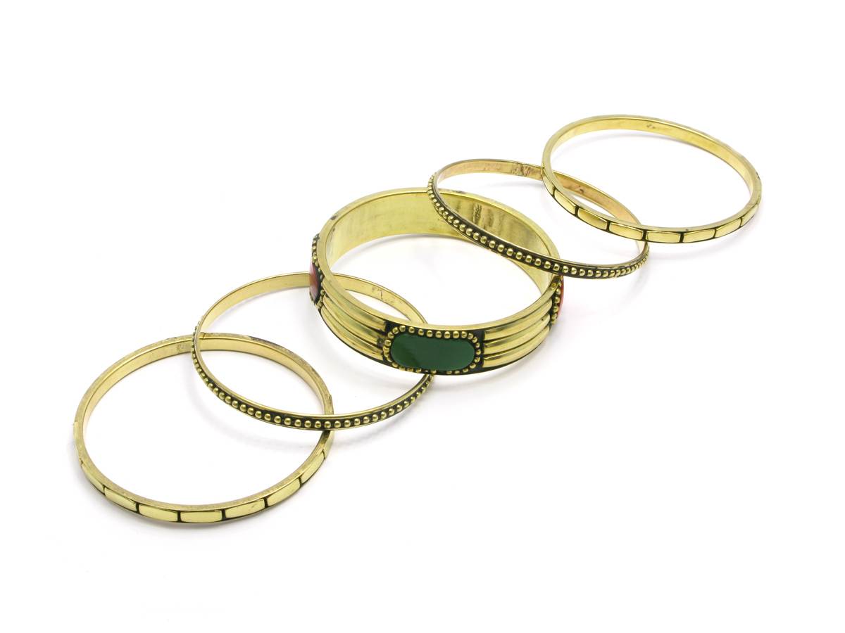 Браслеты медные с камнями (н-р 5 шт) (d-7 см) Браслеты медные с камнями (н-р 5 шт) (d-7 см) код 27405