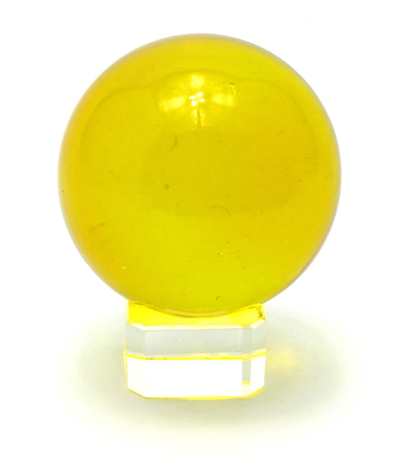 Шар хрустальный на подставке желтый (5 см) Шар хрустальный на подставке желтый (5 см)