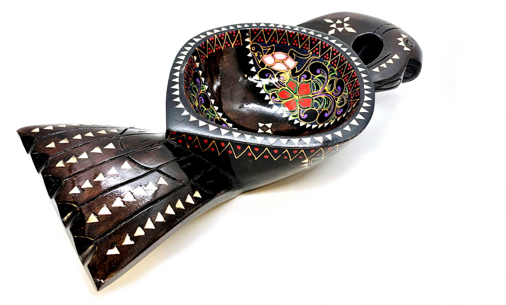 Братина Птица из цельного дерева инкрустированная перламутром (34х16,5х6 см)B Братина Птица из цельного дерева инкрустированная перламутром (34х16,5х6 см)B