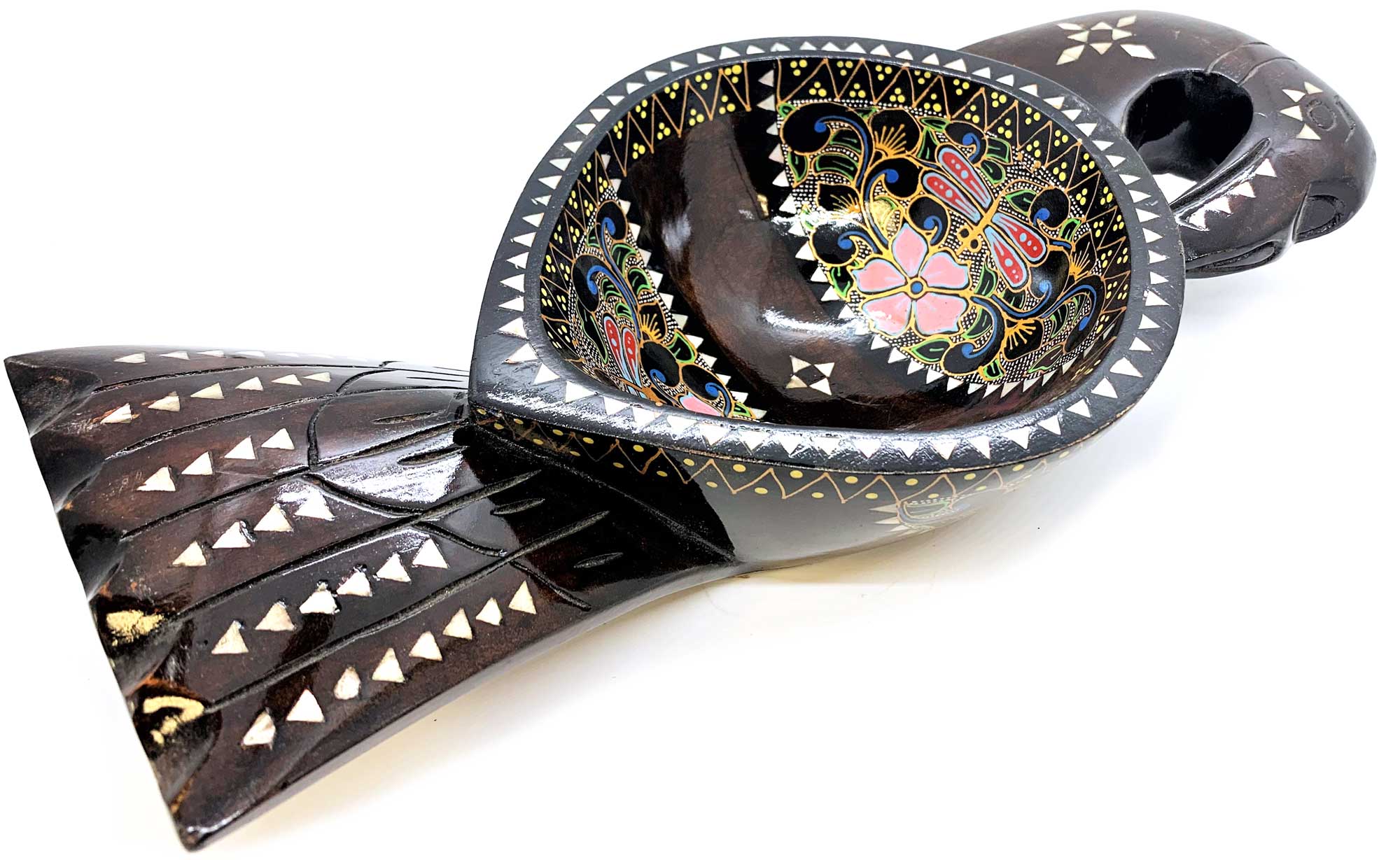 Братина Птица из цельного дерева инкрустированная перламутром (34х16,5х6 см)C Братина Птица из цельного дерева инкрустированная перламутром (34х16,5х6 см)C