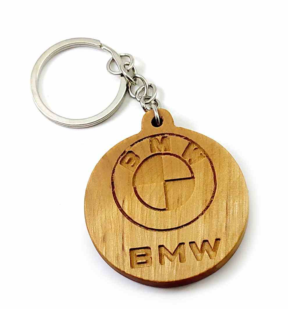 Экобрелок BMW ольха покрыт маслом и пчелинным воском Экобрелок BMW ольха покрыт маслом и пчелинным воском