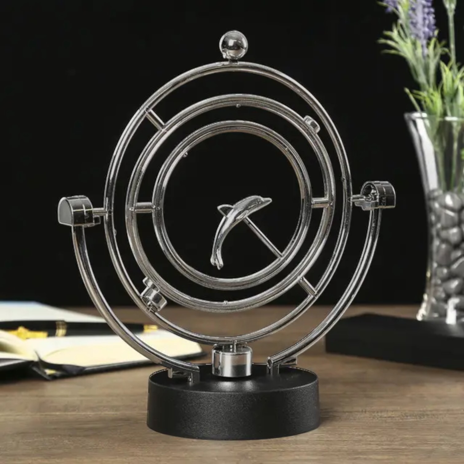 Маятник инерционный Дельфин (25х22х10 см) Маятник инерционный Дельфин (25х22х10 см)