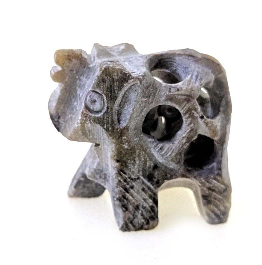 Слон из мыльного камня резной (3х3х1,5 см) Слон из мыльного камня резной (3х3х1,5 см)