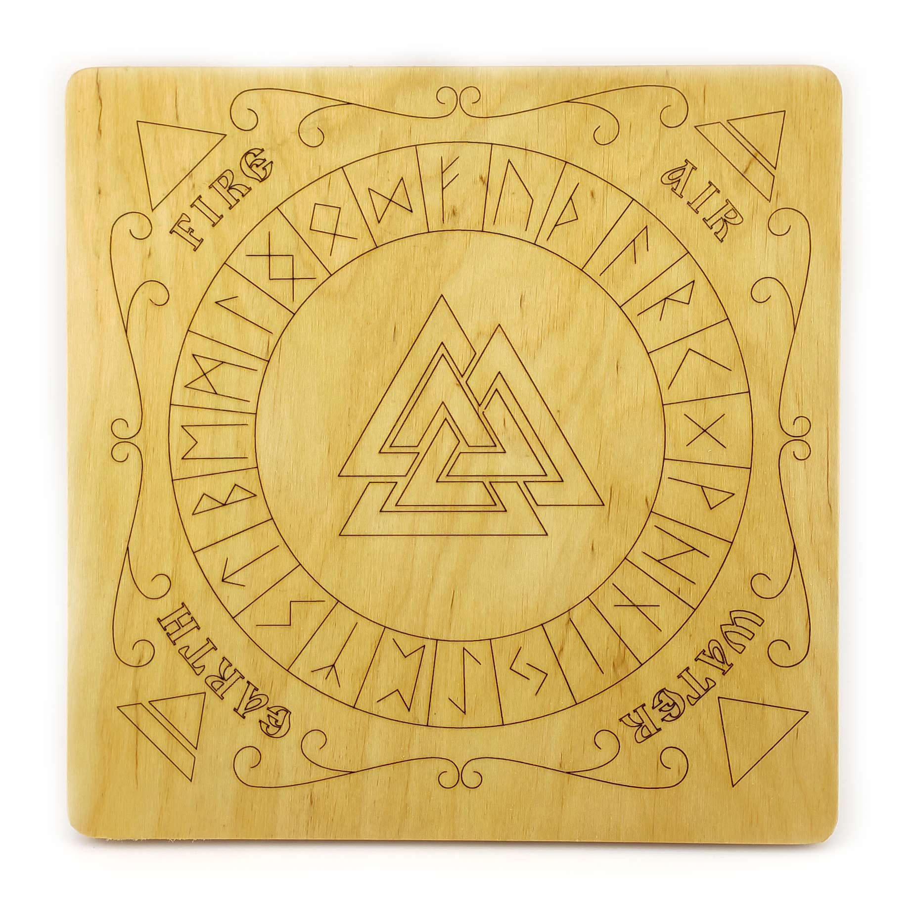 Рунический алтарь из дерева на английском языке (26х26х0,8 см),покрыто льняным маслом с пчелиным вос Рунический алтарь из дерева на английском языке (26х26х0,8 см),покрыто льняным маслом с пчелиным вос