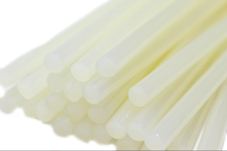 Силиконовые стержни для клеевых пистолетов 7мм/29см/1кг Силиконовые стержни для клеевых пистолетов 7мм/29см/1кг