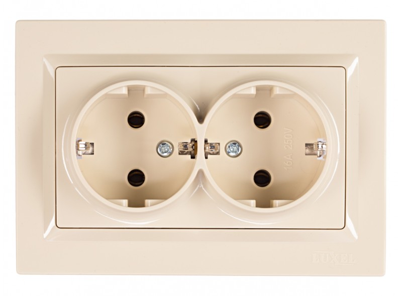 Розетка двойная с заземлением Luxel JAZZ (9308) кремовая Розетка двойная с заземлением Luxel JAZZ (9308) кремовая