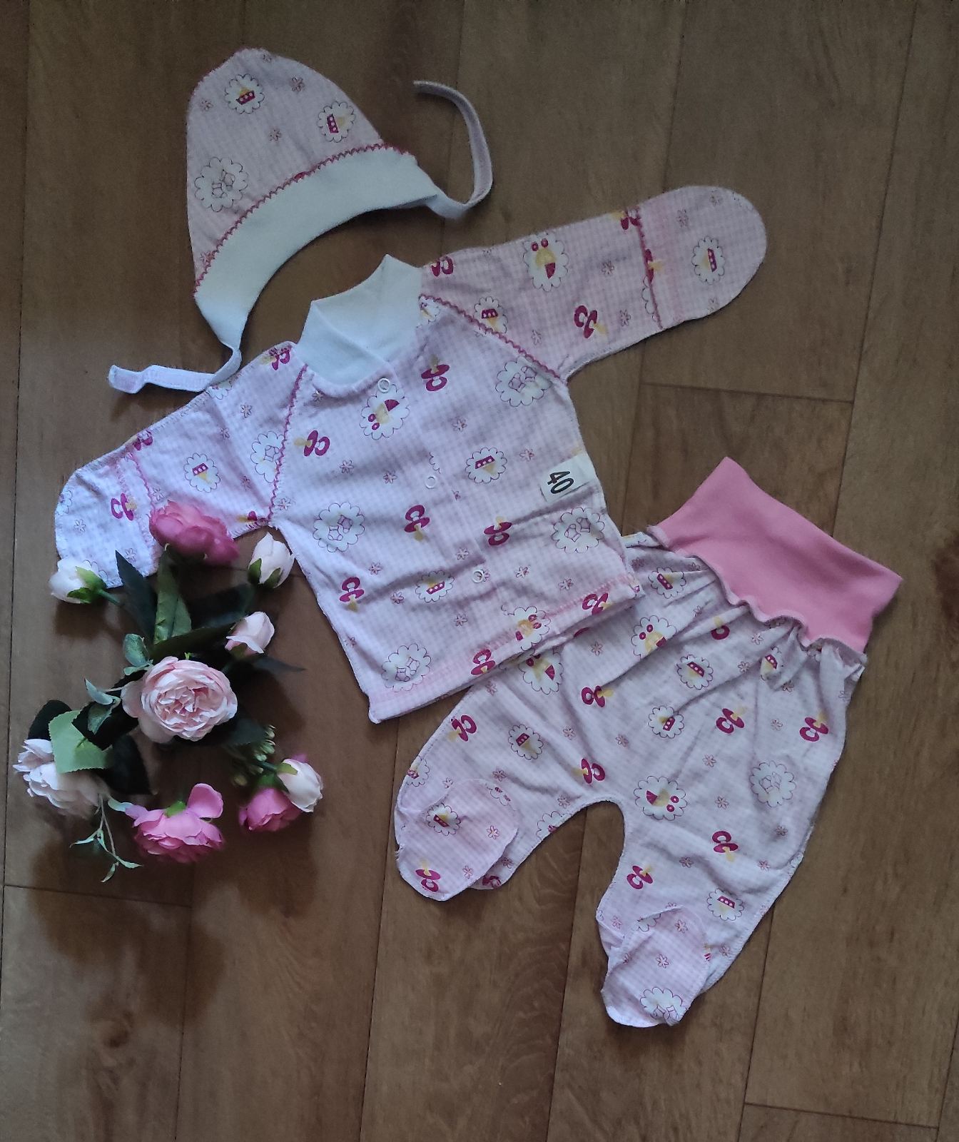 Комплект в род дом кулир Пошит швами наружу Рукав трансформер с царапкой Разм 18-20 Комплект в род дом кулир Пошит швами наружу Рукав трансформер с царапкой Разм 18-20