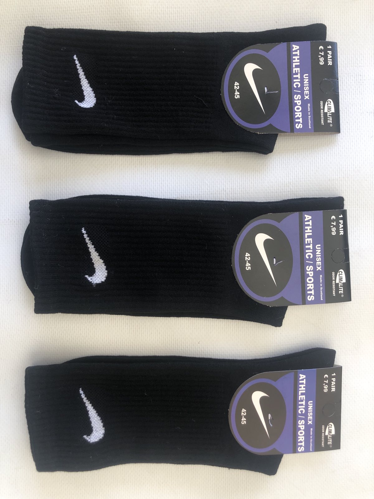 Носки NIKE ликра хлопок мужская 42-45 высокая резинка !!! Цвет : черный . Хорошее качество!!! Производство Турция Носки NIKE ликра хлопок мужская 42-45 высокая резинка !!! Цвет : черный . Хорошее качество!!! Производство Турция