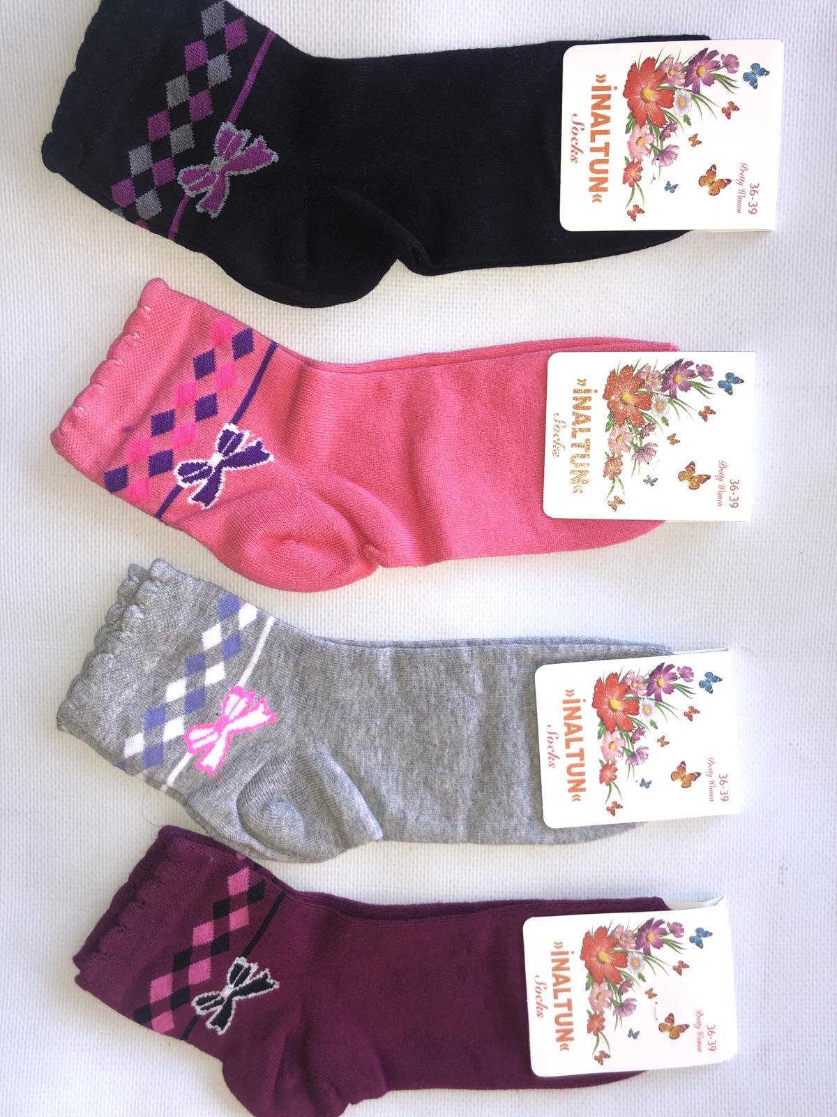 Носки INALTUN ликра хлопок средние женские 36-40 бант Цвет : ассорти с рисунком . Производство Турция Носки INALTUN ликра хлопок средние женские 36-40 бант Цвет : ассорти с рисунком . Производство Турция