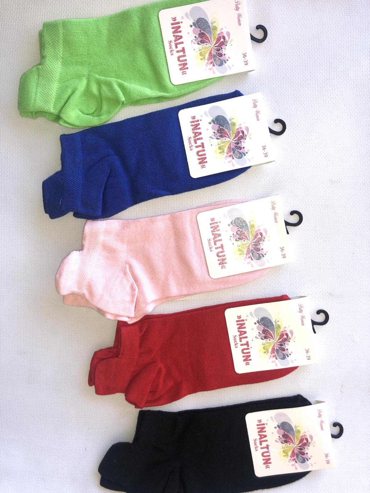 Носки INALTUN ликра хлопок патик ( низкие ) с язычком Цвет : однотонные ассорти яркое . Производство Турция Носки INALTUN ликра хлопок патик ( низкие ) с язычком Цвет : однотонные ассорти яркое . Производство Турция